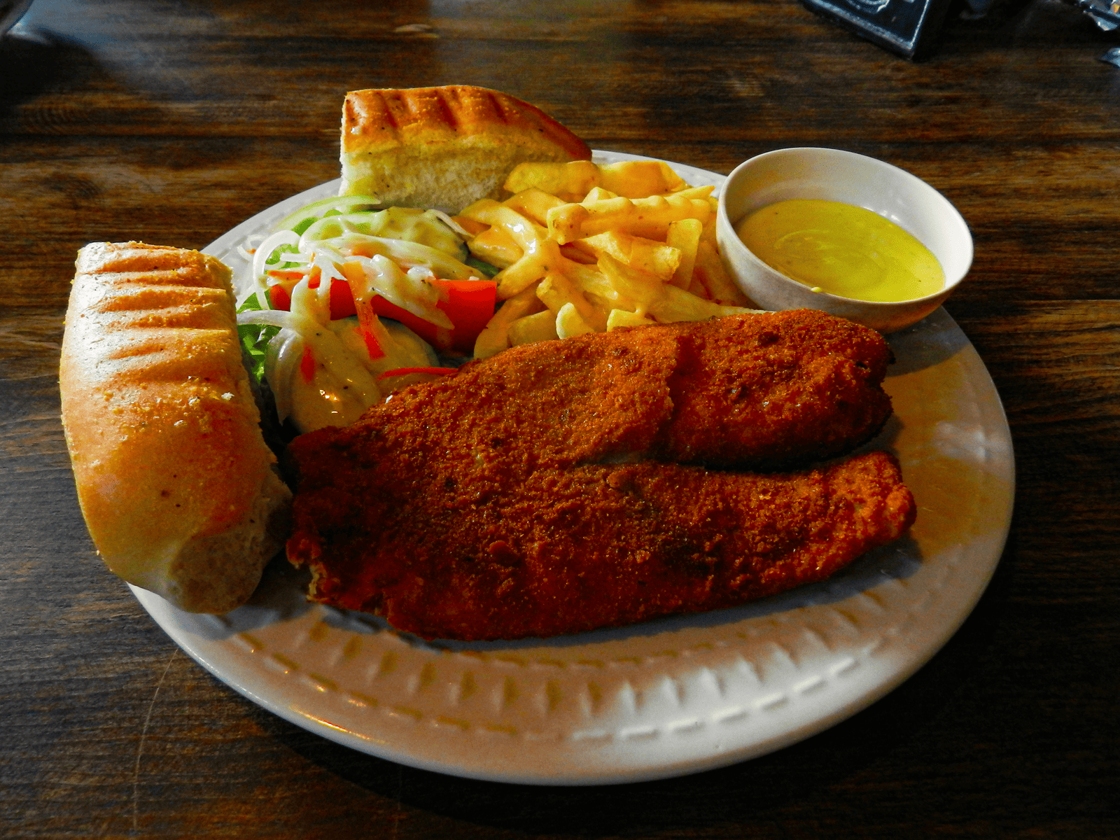 FILETE DE PESCADO EMPANIZADO